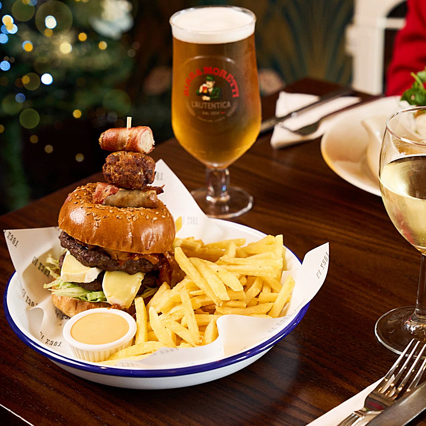 Festive Lunch & Dinner at The Rushley in Mansfield